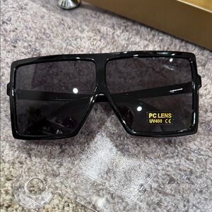 Black Oversized Square Sunglasses